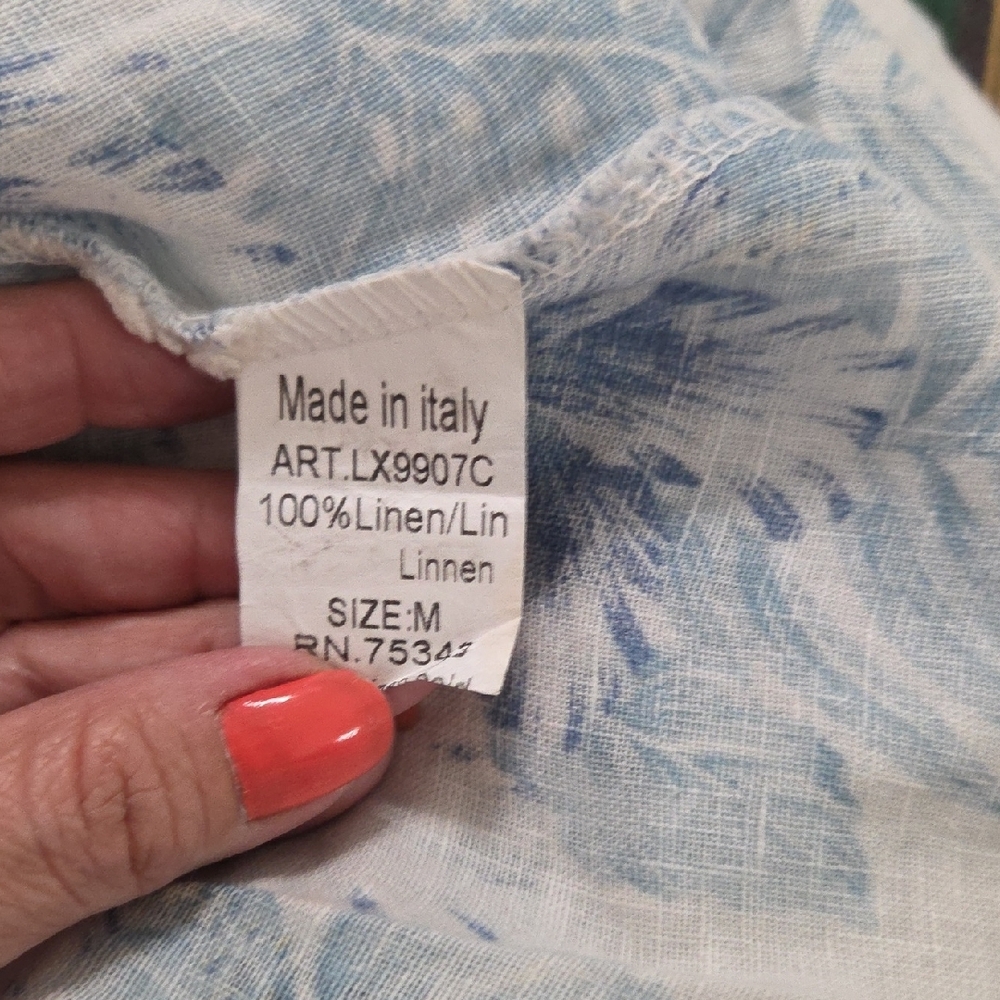 Lungo L'Arno brand women's linen dress features a blue and white tropical floral - Picture 7 of 7